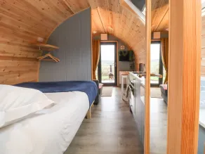 Whernside - Habitación