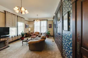 2 Mi to River: Historic Clarkston Home w/ Views! - Intérieur