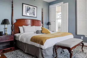 Stone Mountain Manor - Rom