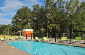 Holiday Inn Express & Suites Columbus North by IHG - Pool