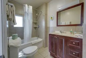 Ocean Lodge Hotel South - Bathroom