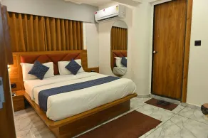 Hotel Revanta Inn - Chambre