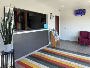 Motel 6-Atoka, OK - Lobby