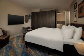 Haven Hotel Rotterdam, Curio Collection by Hilton - Chambre