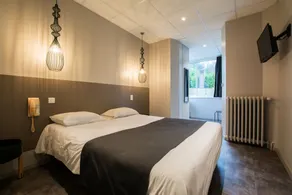 Logis Hôtel-Restaurant Le Commerce - Zimmer