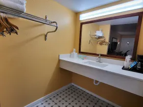 Olympic Inn & Suites Port Angeles - Salle de bain