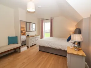 20 Lighthouse Village - Room