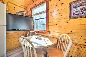 Clayton Cabin Rental Near Sardis Lake! - Innenbereich