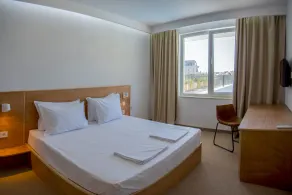 JI HOTEL - Room