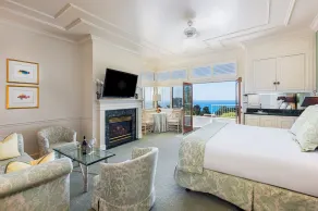 Tally Ho Inn - Room