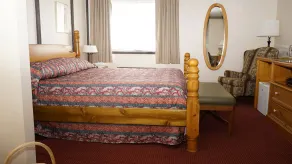 McIntosh Country Inn & Conference Centre - Room