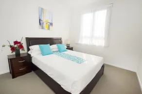 The Perfect Host @ Curtis Apartments - Room