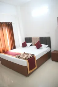 Hotel Neelkanth Palace - Room