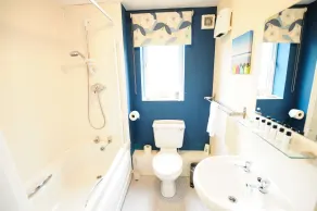 Orchard Gate Apartments from Your Stay Bristol - Bathroom