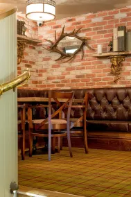 Busby Hotel - Restaurant