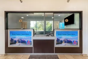 Motel 6-Rolling Meadows, IL - Chicago Northwest - Lobby