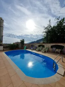 Mila & Aleksandr Apartments - Piscine