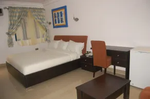 BEN AUTO Hotel - Zimmer