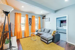Updated Linden Home: Visit NYC & Newark! - Interior