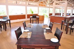 INDIMASI - Ayurveda & Healing Village - Restaurante