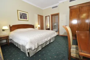 Holiday Inn Skopje by IHG - Room