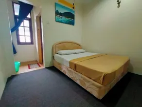 Capital O 91118 Chalet Seri Idaman - Chambre