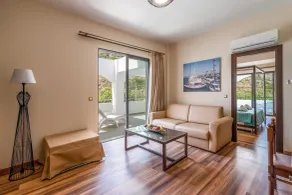 Ladiko Suites - Ladiko & Anthony Quinn Bay - Faliraki - Værelse