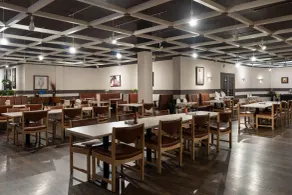 Ramada by Wyndham Saskatoon - Restaurant
