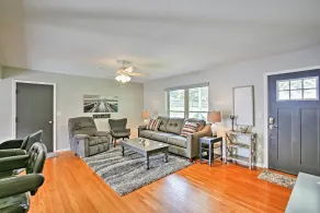 'Sunset Haven' Excelsior Springs Home on 3 Acres! - Interior