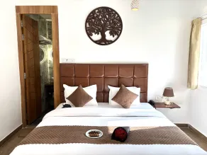 Check Inn Homes, Rishikesh Tapovan - Room