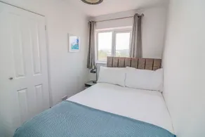 Waters Reach - Room