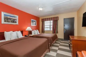 Travelodge by Wyndham Jersey City - Rom