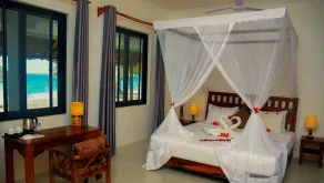 MANOLO Beach Resort - Room