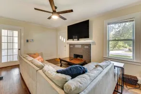 7 Mi to Dtwn Atlanta: Family Home w/ Large Yard! - Interiør