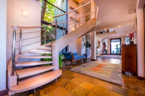 185 on BEACH Boutique Suites - Reception