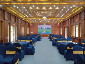 Khu du dịch khoáng nóng UVA - Restaurant