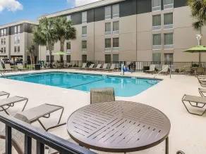 La Quinta Inn & Suites by Wyndham Myrtle Beach - N Kings Hwy - Pool