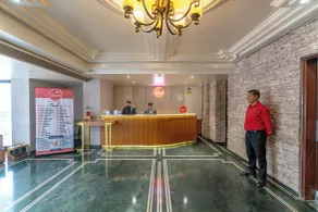 Hotel KK By Spree Rajkot - Pure Veg - Resepsjon