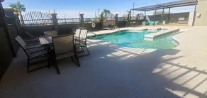 La Quinta Inn & Suites by Wyndham Fort Stockton Northeast - Piscine