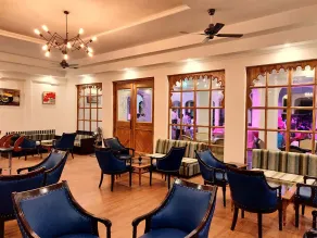Udai Vilas Palace - Restaurant
