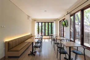 Fazza Homes - Restaurant