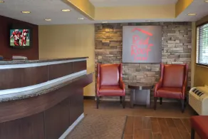 Red Roof Inn Elkhart - Lobby
