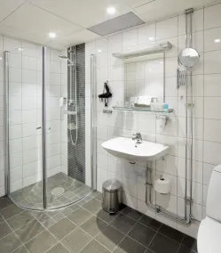 Sure Hotel by Best Western Ojaby Herrgard - Bathroom