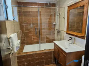 Mansah Plus Hotel and Apartments - Bathroom