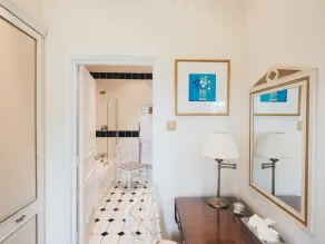 Castle Hotel - Baño