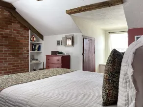 Lightner Farmhouse B&B - Camera
