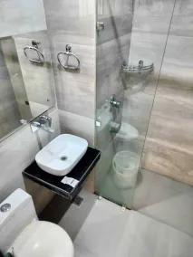 Hotel Kerni Palace - Bathroom