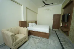 Icon Residency Inn - Camera