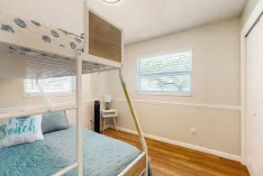 2403 Auburn Dr - Zimmer