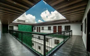 SureStay Plus Hotel by Best Western AC LUXE Angeles City - Vue de la chambre